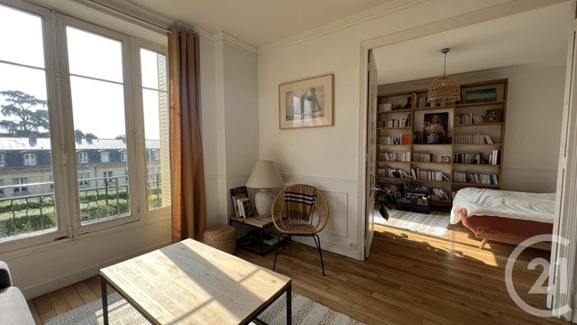 Appartement F3 à vendre - 3 pièces - 71.09 m2 - VERSAILLES - 78 - ILE-DE-FRANCE - Century 21 Agence Saint Antoine