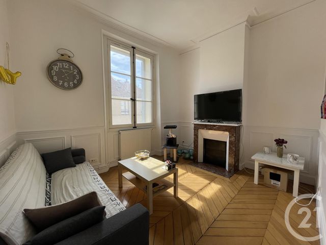 Appartement T3 à vendre - 3 pièces - 52.04 m2 - VERSAILLES - 78 - ILE-DE-FRANCE - Century 21 Agence Saint Antoine