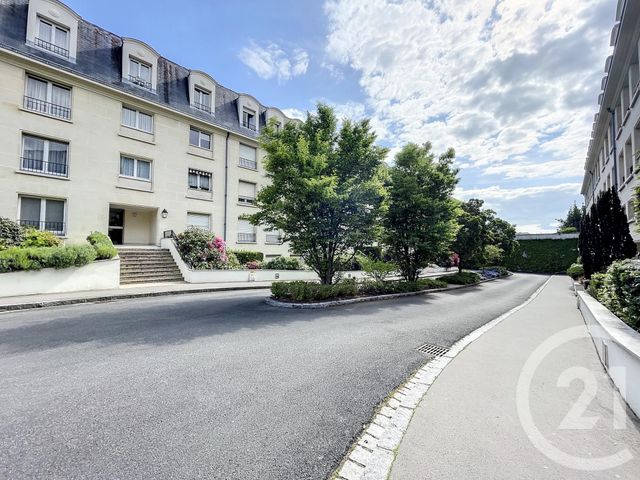 Appartement F2 à vendre - 2 pièces - 43.06 m2 - VERSAILLES - 78 - ILE-DE-FRANCE - Century 21 Agence Saint Antoine